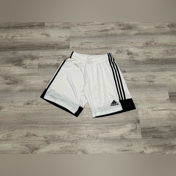 Adidas Aeroready Soccer Training Shorts White Black Men’s Medium - Picture 1 of 8